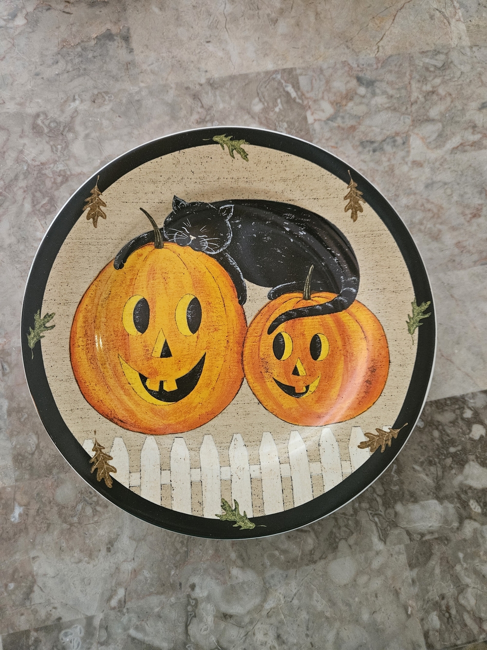 Halloween Pumpkin Serving Plate with Black Cat Design - Home Kitchen